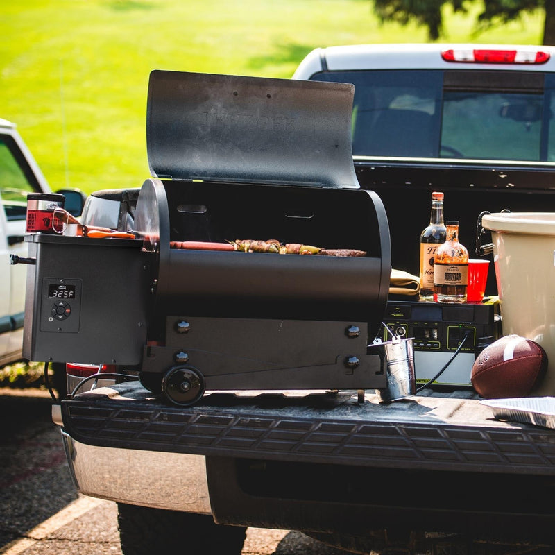 Traeger Tailgater 20 Pellet Grill TFB30KLF